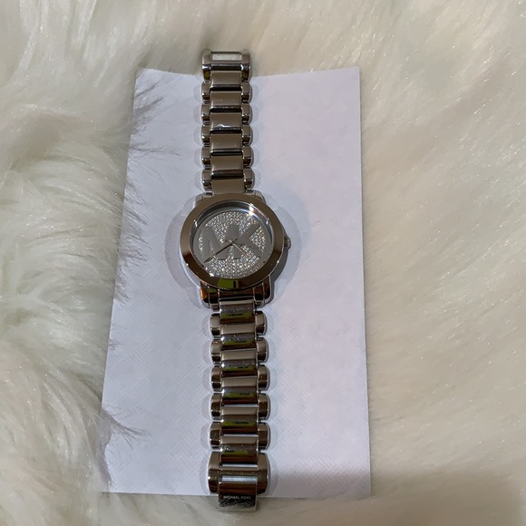 🌸MICHAEL KORS used in excellent condition. 💯 authentic with box. - Picture 4 of 10